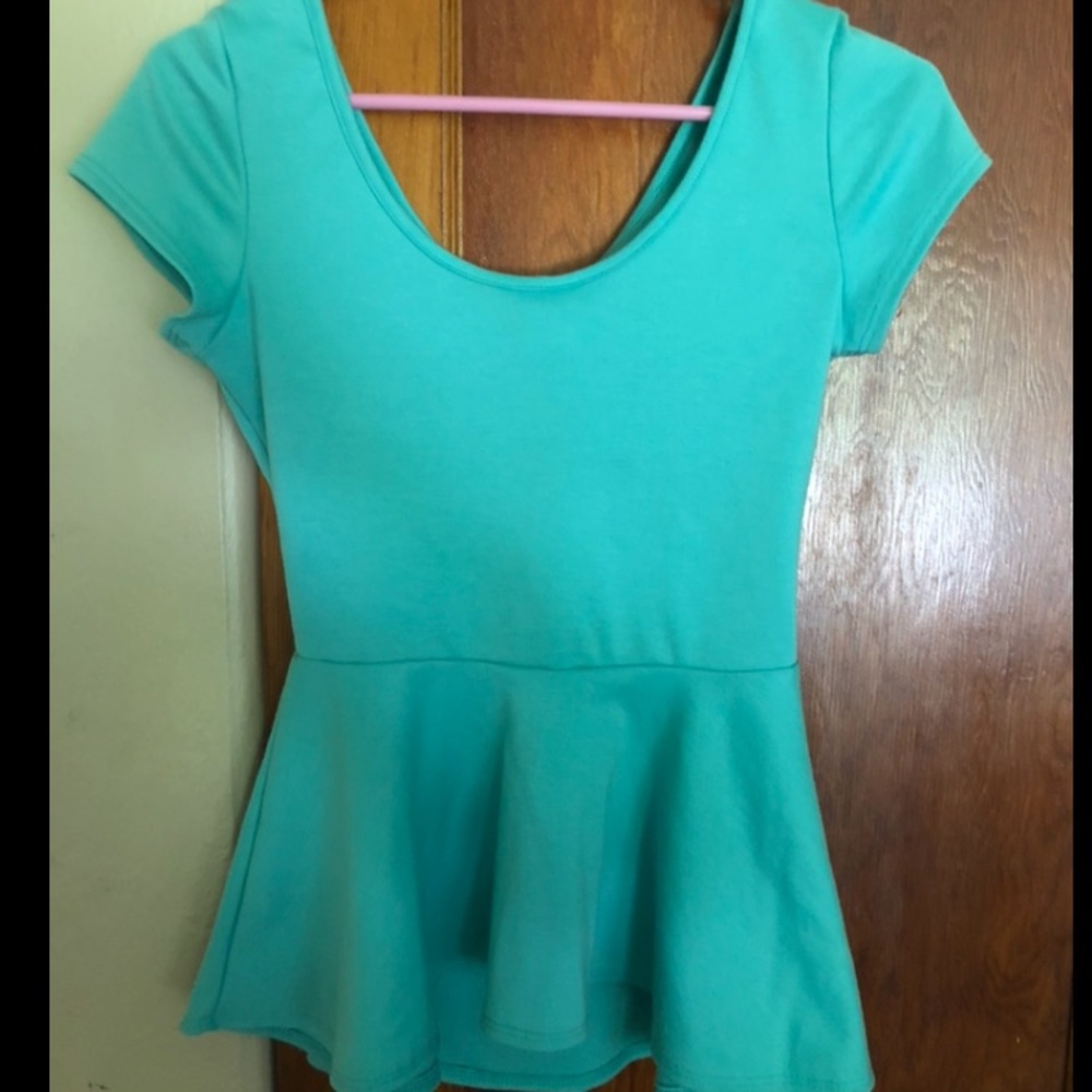 Super cute peplum top